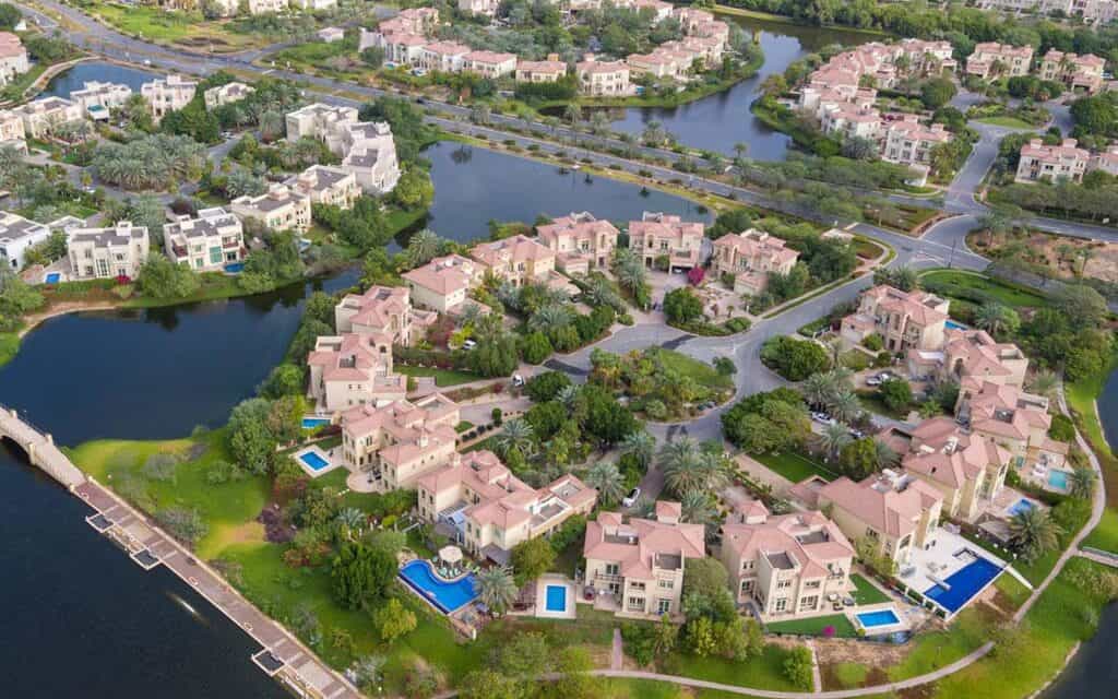 Jumeirah Islands Waterfront Villas for Sale